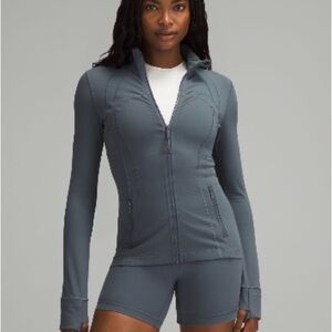 NWT Lululemon Define Jacket Nulu Oil Gray Fitted Zip-Up Active Jacket - size 10